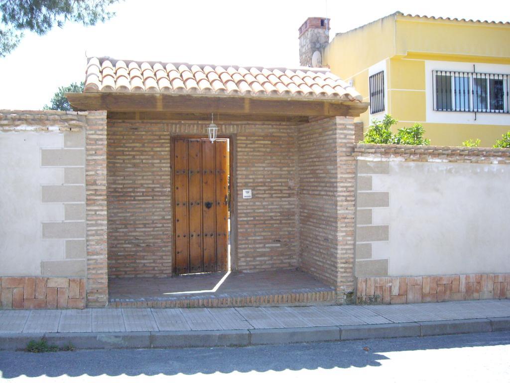 Casa Rural La Piedra De Juana Malpartida de Cáceres Εξωτερικό φωτογραφία