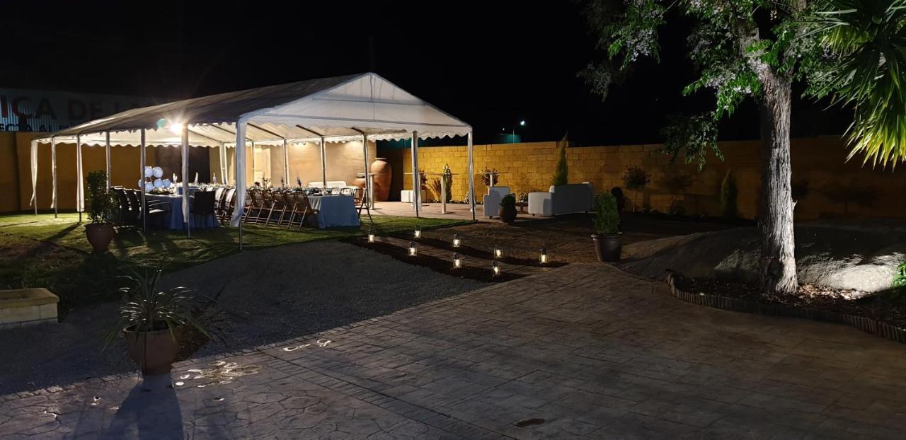 Casa Rural La Piedra De Juana Malpartida de Cáceres Εξωτερικό φωτογραφία